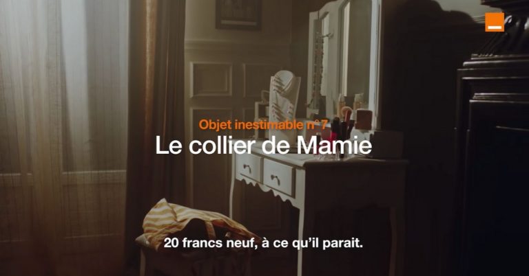 orange-collier-table