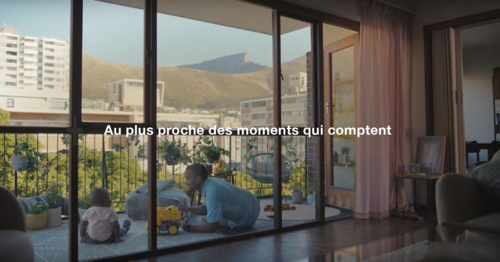 5G-orange-iphone-12-moment-campagne