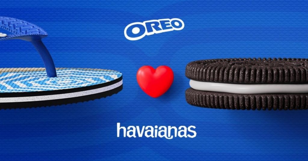 affiche-fond-coeur-bleu-tong-biscuit-collaboration-marques-oreo