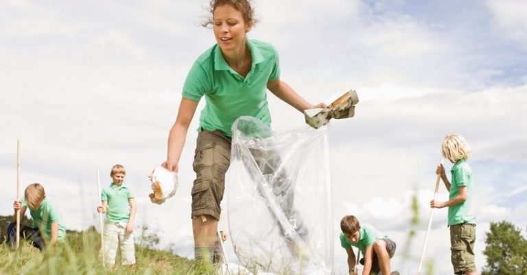 femme-déchet-développement-durable-écologie