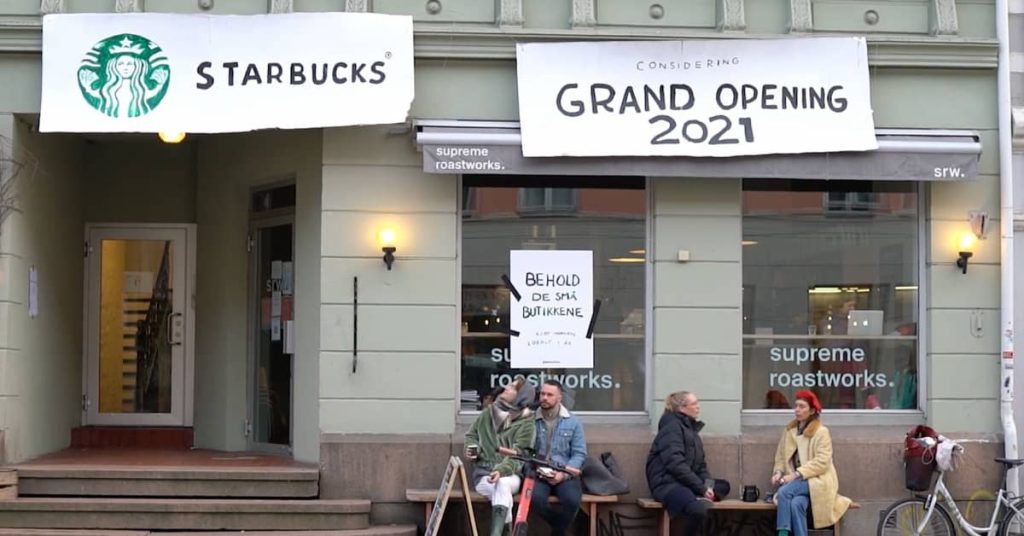 magasin-locale-affiche-starbucks-pancartes