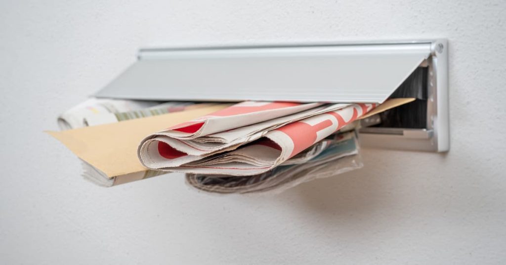 publicites-papiers-prospectus-boites-lettres