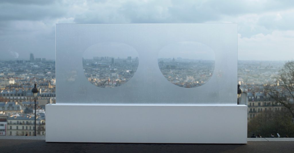 vitre-deux-yeux-paysage