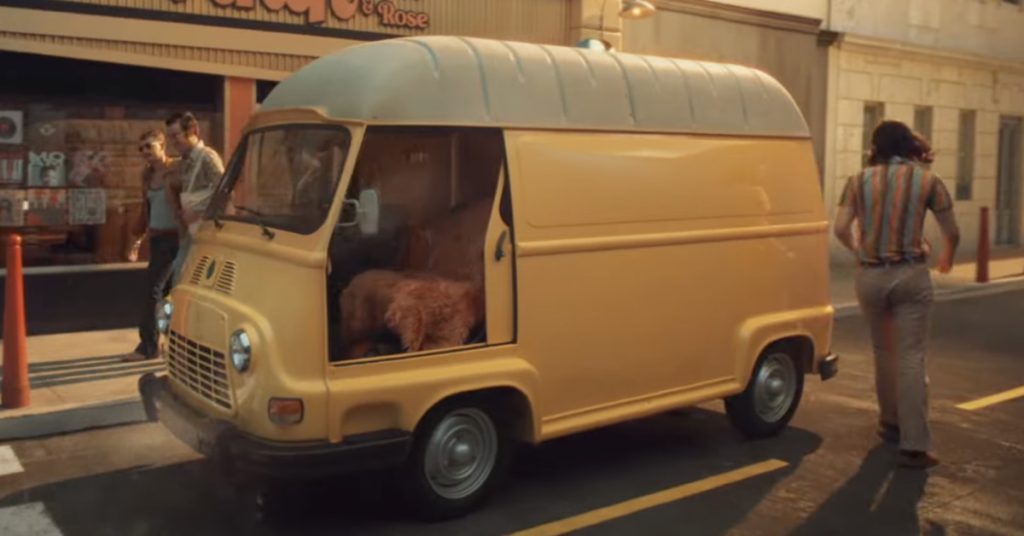 renault-campagne-trafic-van-e-tech-electrique-publicis-conseil