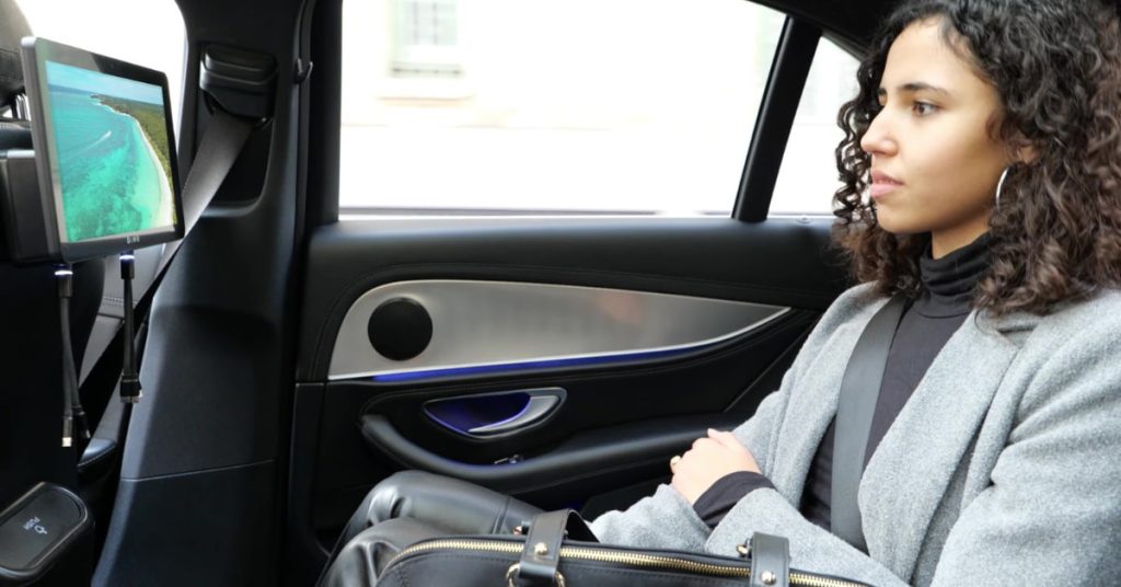 dooh-it-media-digicab-communication-cookiesless