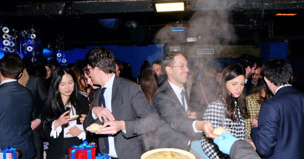 agence-food-evenementielle-staff-meal-soiree-fin-annee-cabinet-avocats-arsene-taxand