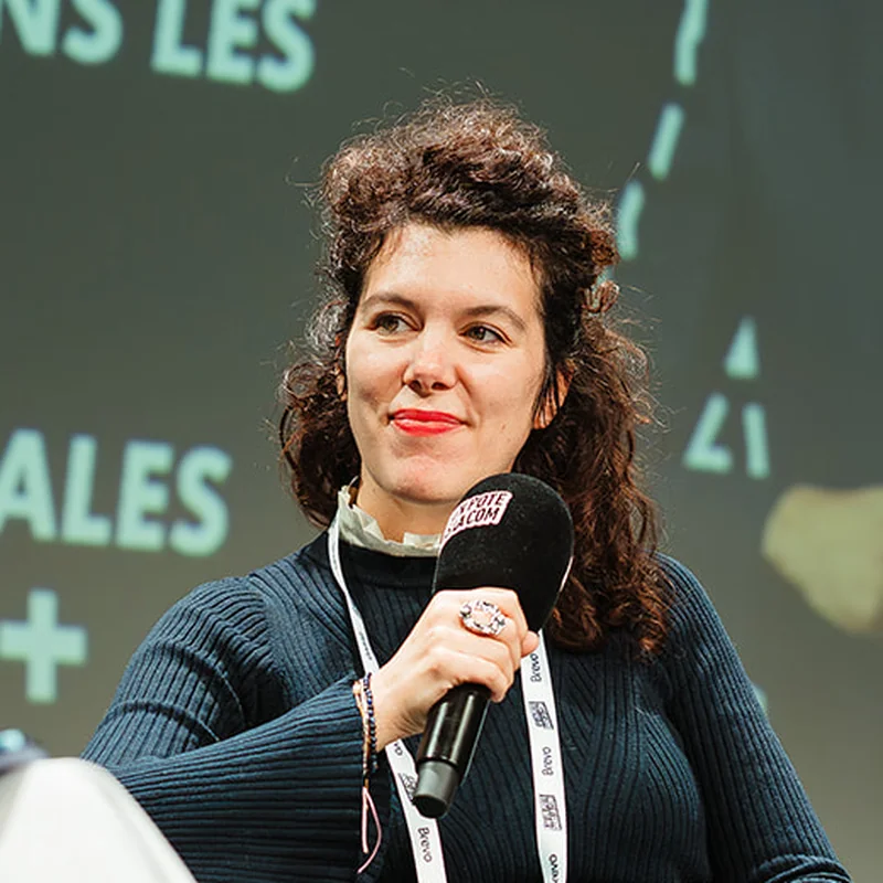 Julie Galacteros