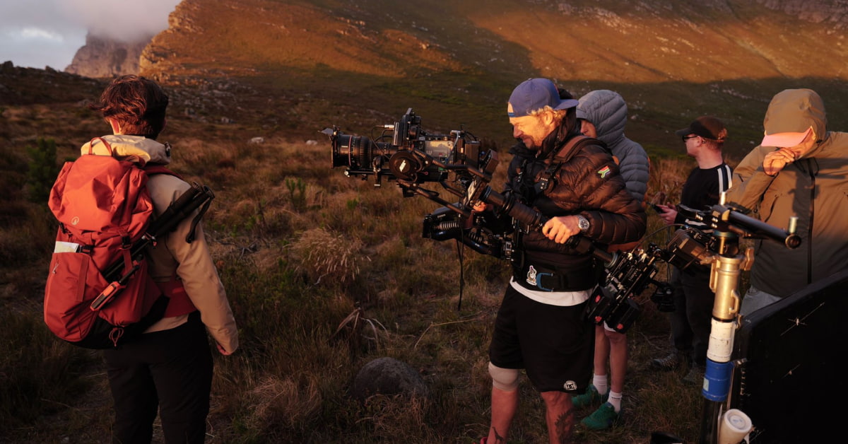 jupdlc-interview-band-originale--hybride-campagne-beyond-the-limits-decathlon-quechua (8)