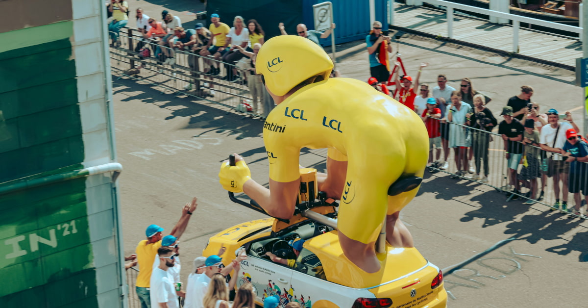 jupdlc-comment-le-tour-de-france-est-devenu-un-media-a-part-entiere
