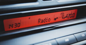 jupdlc-radio-obligatoire-voitures-neuves-fm-dab