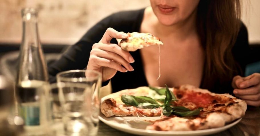 Dominos_pizza_Saint_valetin_jai_un_pote_dans_la_com